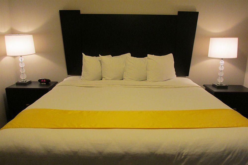 Okoboji Inn & Suites Milford Eksteriør billede