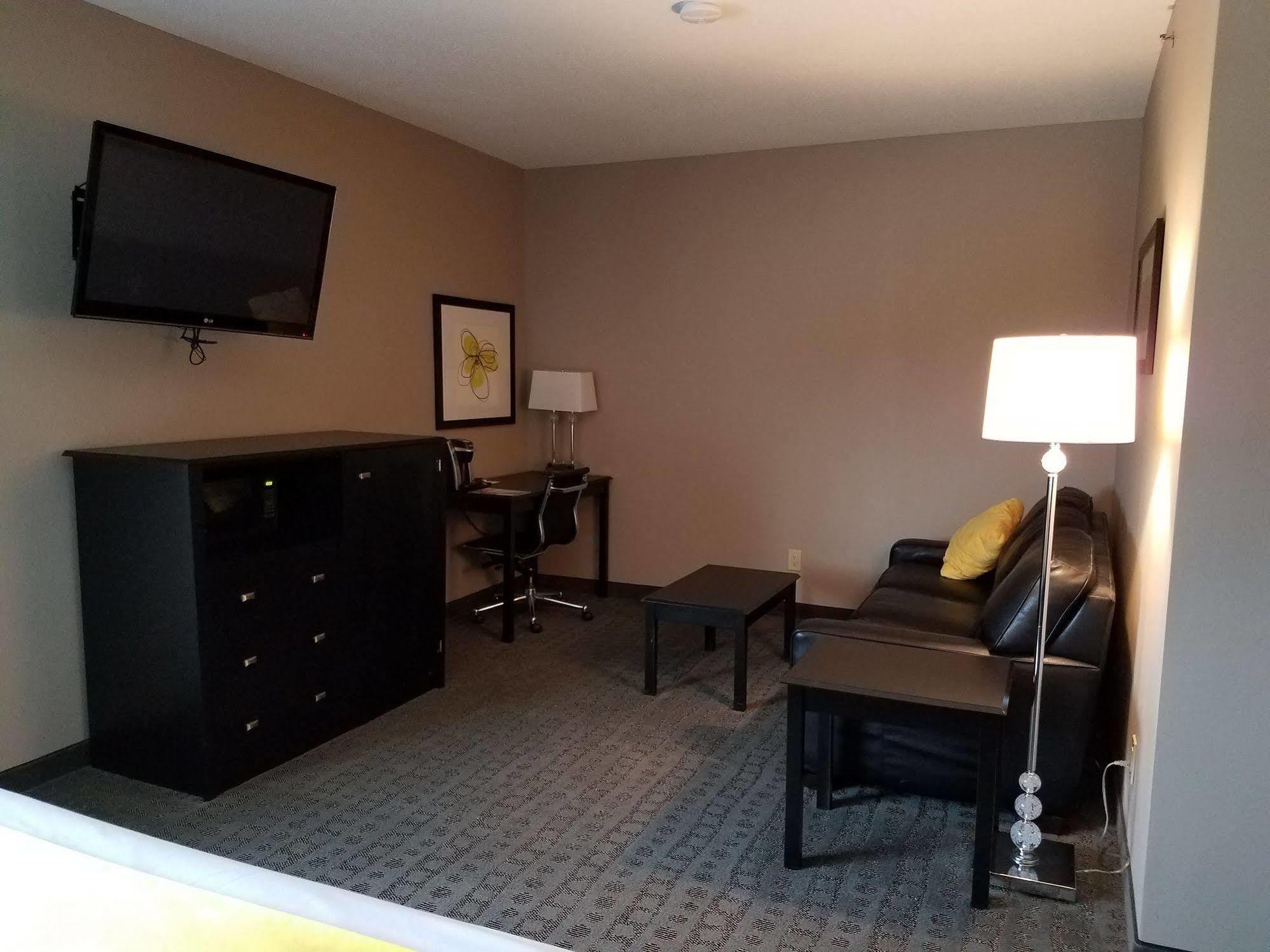 Okoboji Inn & Suites Milford Eksteriør billede