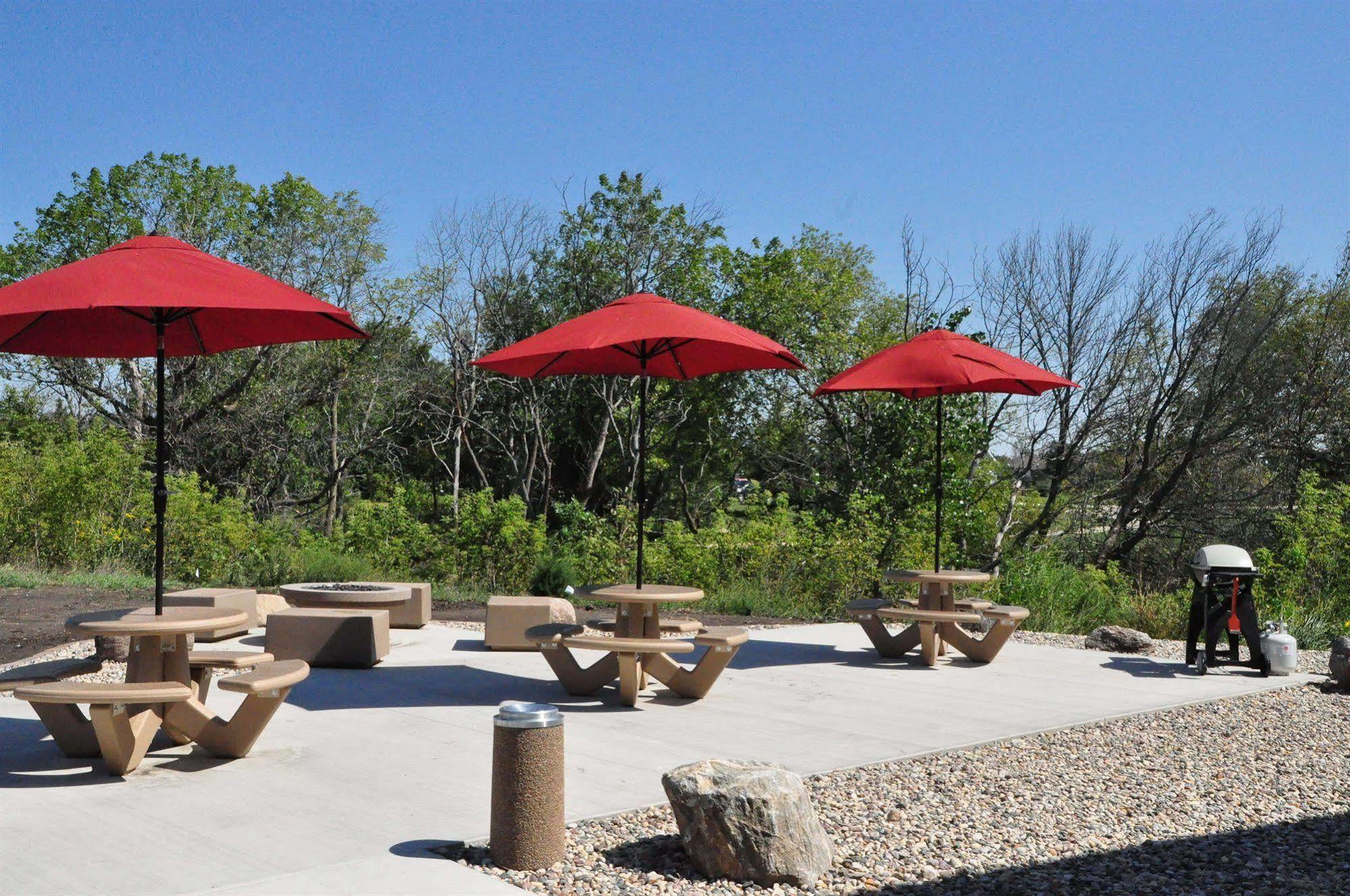 Okoboji Inn & Suites Milford Eksteriør billede