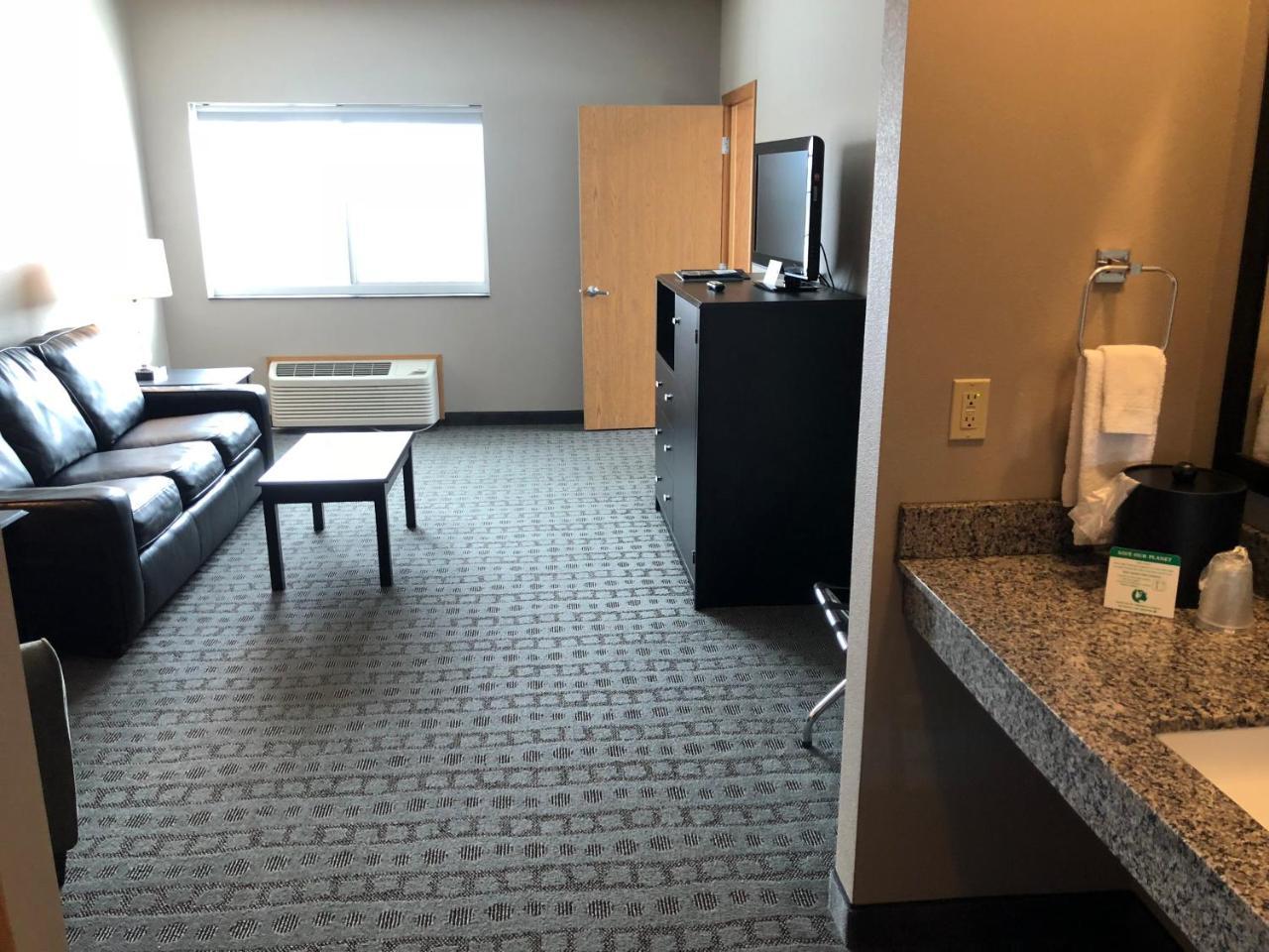 Okoboji Inn & Suites Milford Eksteriør billede